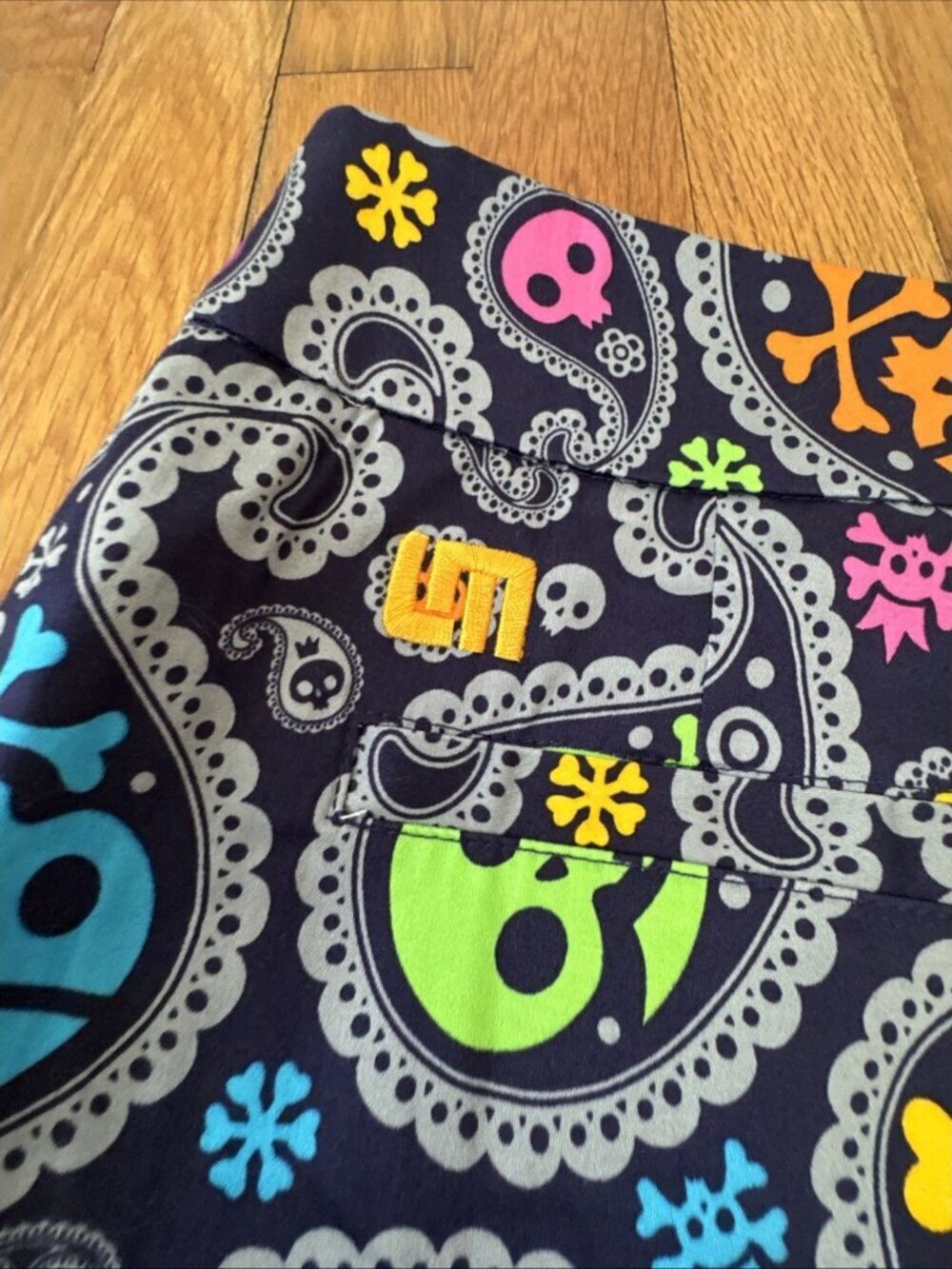 Loudmouth Ladies Multicolor Skull Jolly Roger Golf Skirt Skort Women's Size 12 - Picture 8 of 8